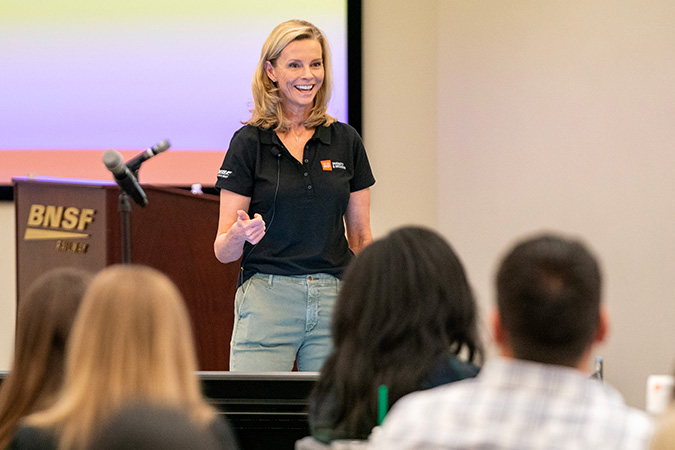 BNSF President and CEO Katie Farmer opens the Diversity and Inclusion Summit.  BNSF President and CEO Katie Farmer opens the Diversity and Inclusion Summit.
