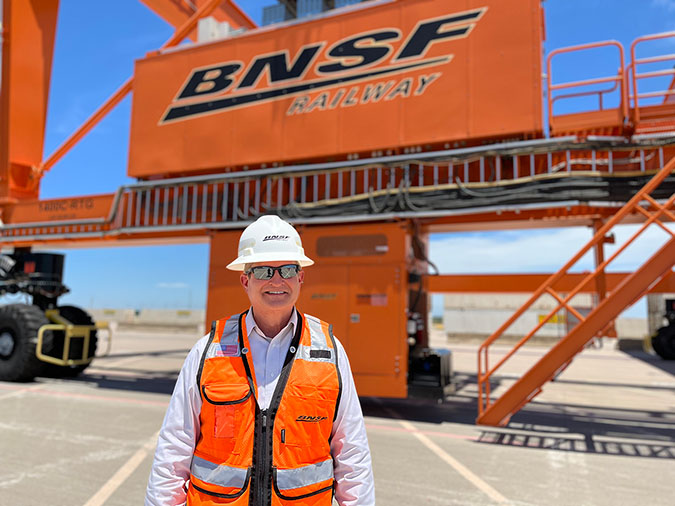BNSF Terminal Manager Larry Howe BNSF Terminal Manager Larry Howe