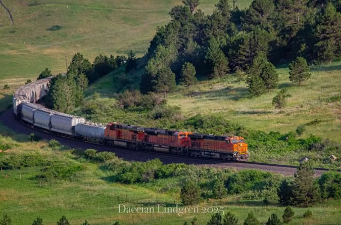 BNSF train at Coal Creek, Colorado. Photo by Daecian Lindgren.  BNSF train at Coal Creek, Colorado. Photo by Daecian Lindgren.