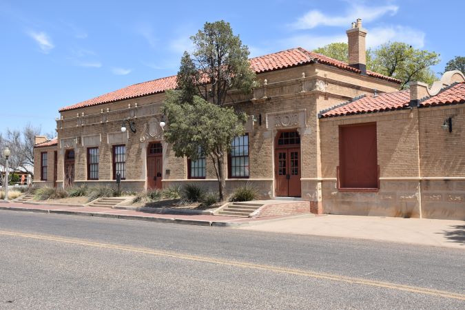 The Fort Worth & Denver South Plains Railway Depot.  The Fort Worth & Denver South Plains Railway Depot.